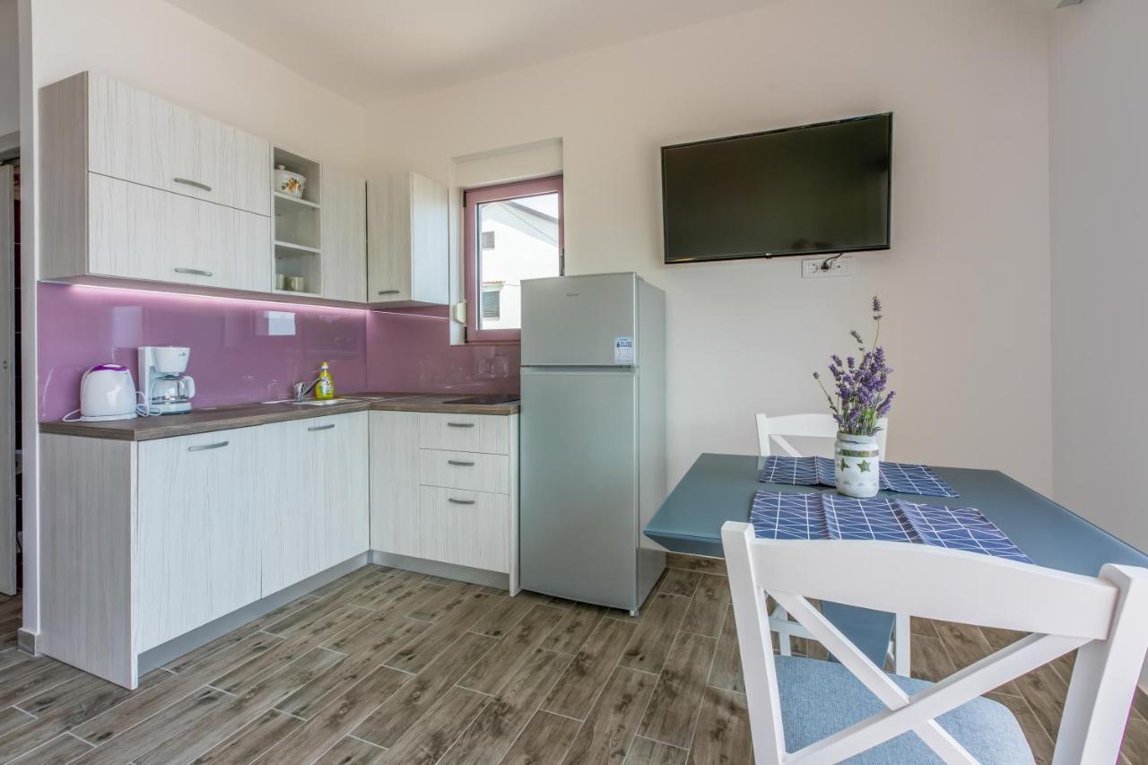Apartmani Rino Dramalj Bagian luar foto